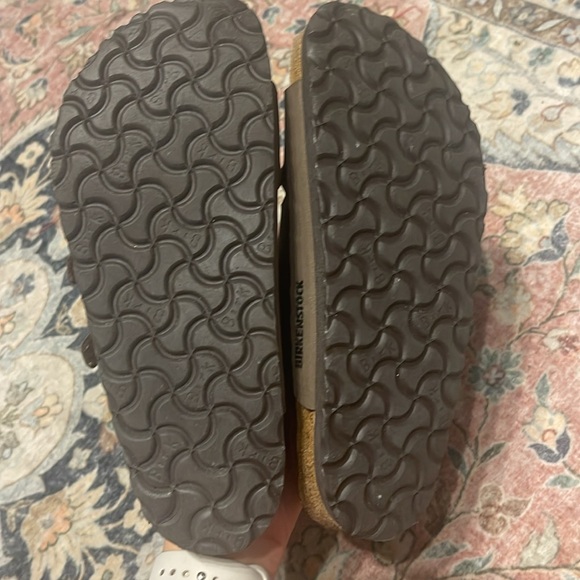 Birkenstocks size 36 - Picture 3 of 5